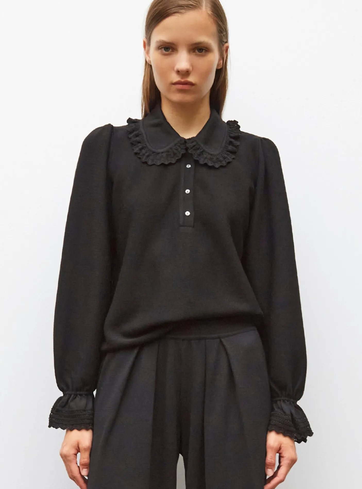 blouse en maille col dentelle