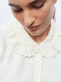 chemise en maille col volanté