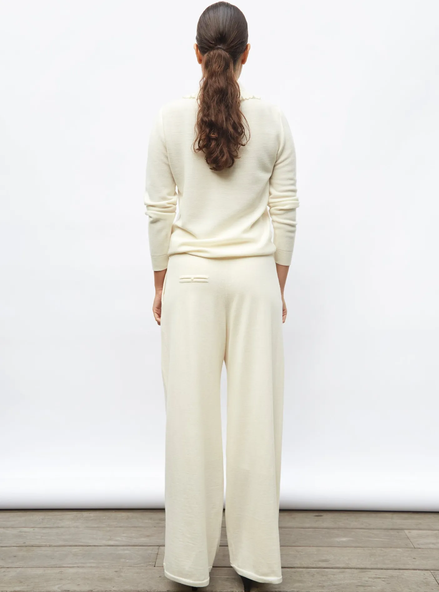 chemise en maille col volanté