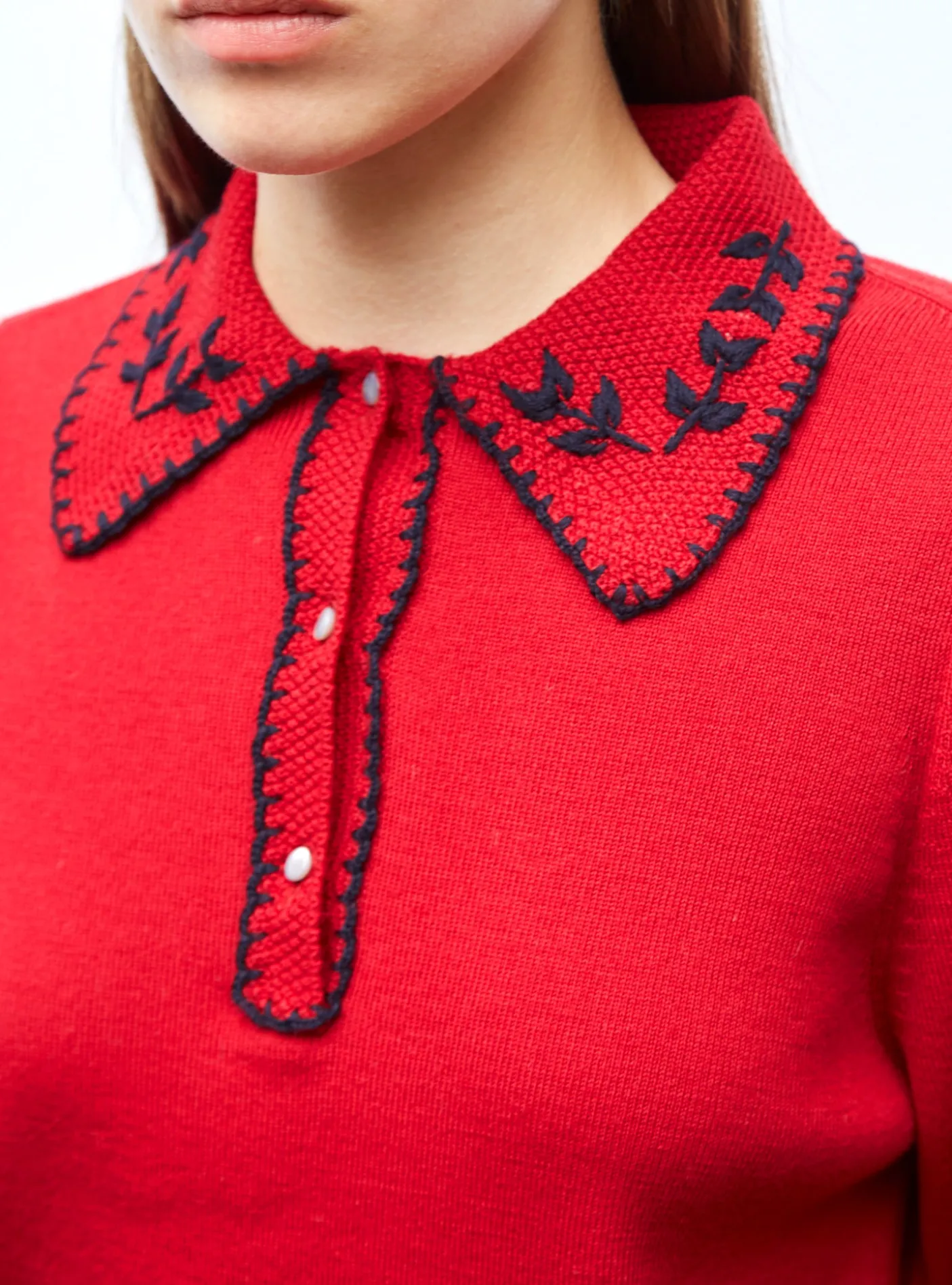chemise maille brodée main