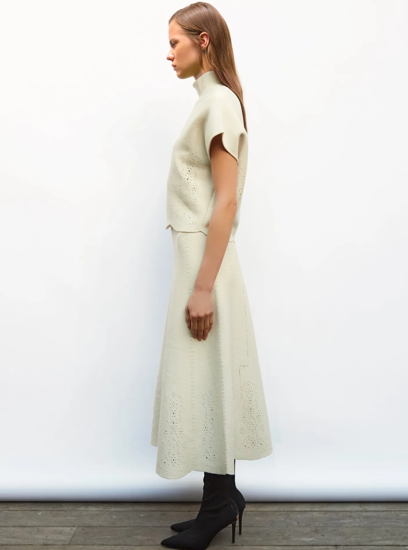 jupe longue maille broderie anglaise