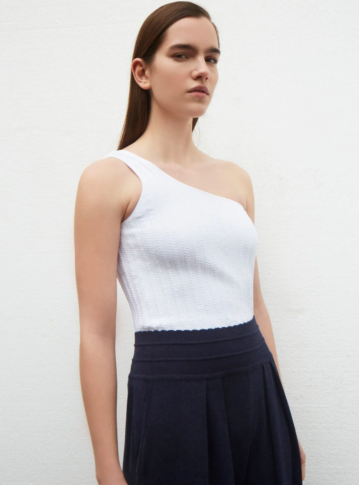 top asymétrique en maille ondulée