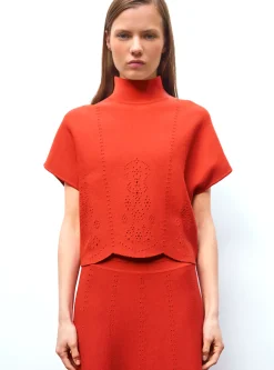 top maille broderie anglaise